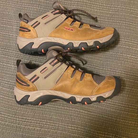 KEEN size 10 Targhee style-hiking-keen-dry/waterproof - Picture 3 of 7